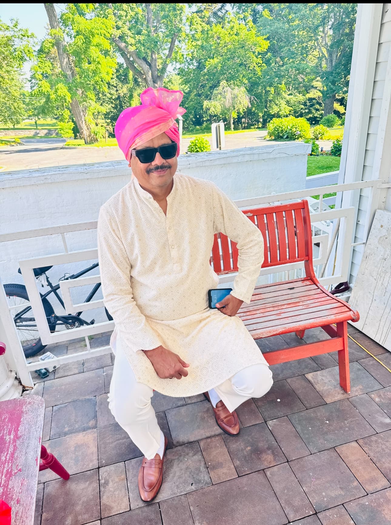 Vibrant Gujarati Safa
