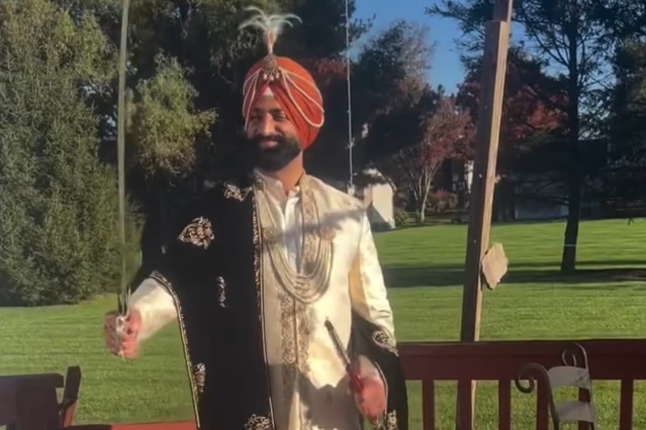 Detailed view of a Punjabi Dastar / Pagh